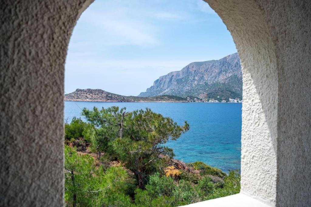 Pelagos Seafront Accommodation - George Myrties Екстер'єр фото
